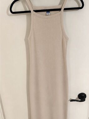 Old Navy Sleeveless Ribbed Midi Dress in Light Beige